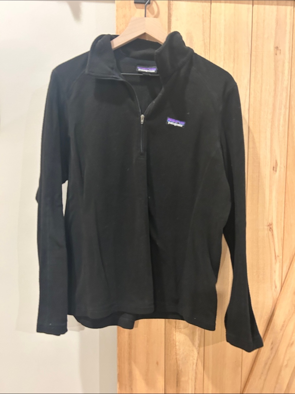 Patagonia Black Half-Zip Fleece Pullover